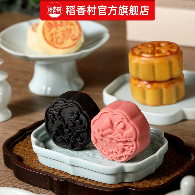 京东发布外卖小哥专属信用卡：每月40元券包4选1